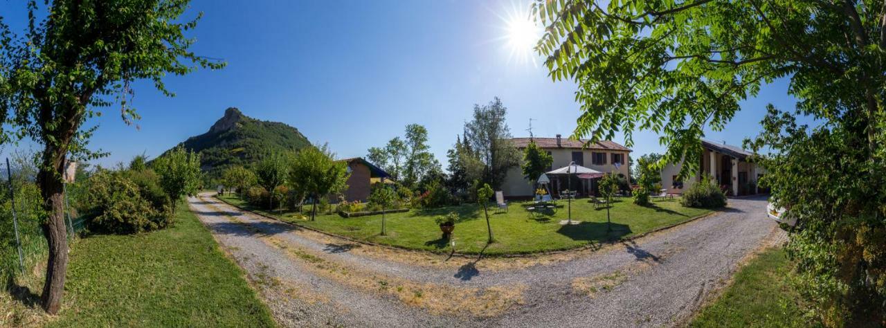 Agriturismo Ca' Di Mazza Monzuno ภายนอก รูปภาพ